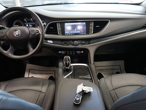 Used 2020 Buick Enclave Essence w/ Sound and Sites Package AWD/4WD image 40