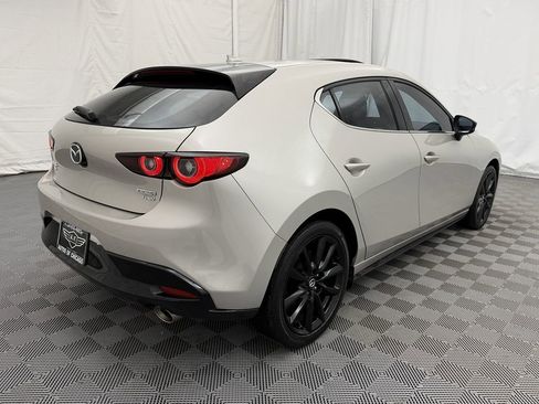 Used 2022 MAZDA MAZDA3 s image 3