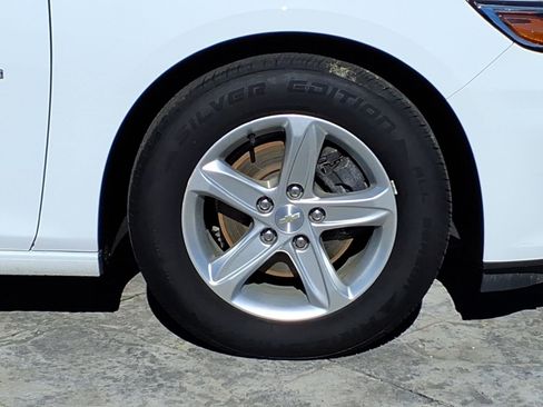 Used 2022 Chevrolet Malibu LS w/ Driver Confidence Package FWD image 6