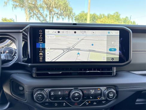 New 2025 Jeep Gladiator Mojave image 24