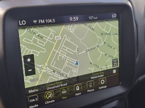 Used 2023 Jeep Renegade Latitude AWD/4WD image 14