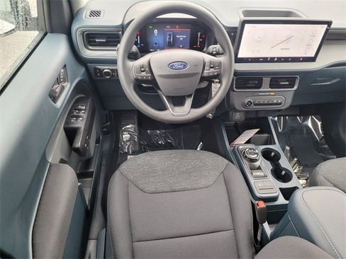 New 2025 Ford Maverick XL image 5