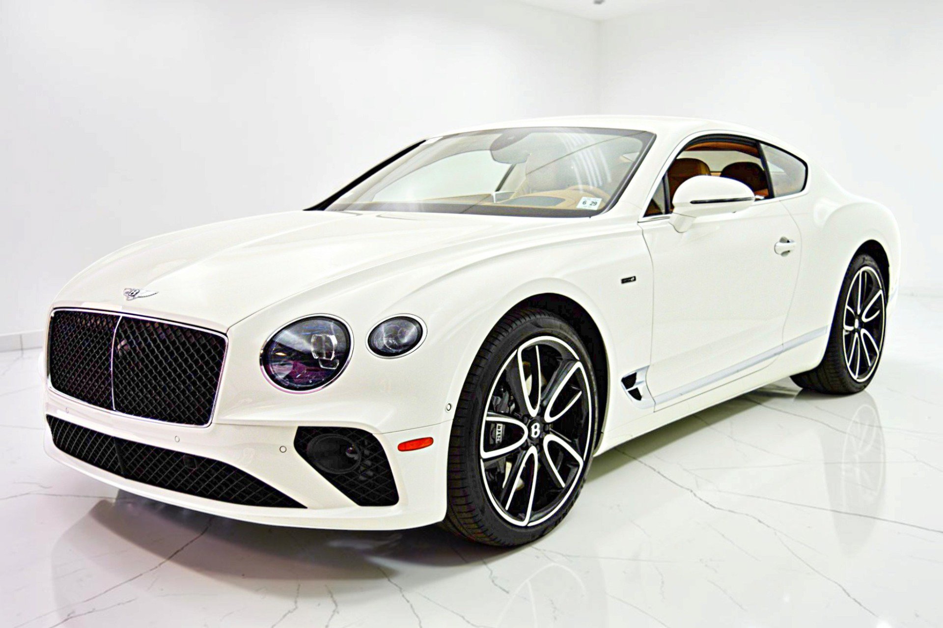 Used 2024 Bentley Continental GT AWD/4WD image 1
