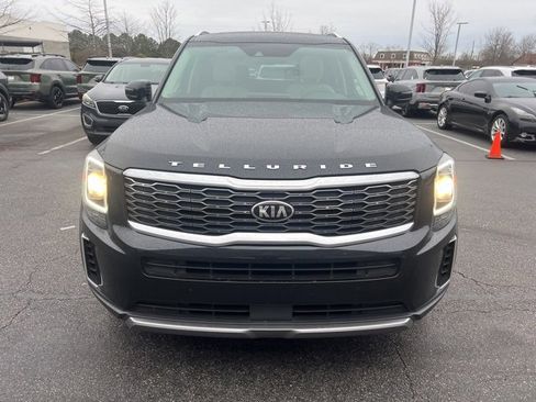 Used 2020 Kia Telluride EX w/ EX Premium Package image 2
