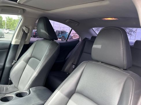 Used 2016 Lexus IS 300 AWD image 17
