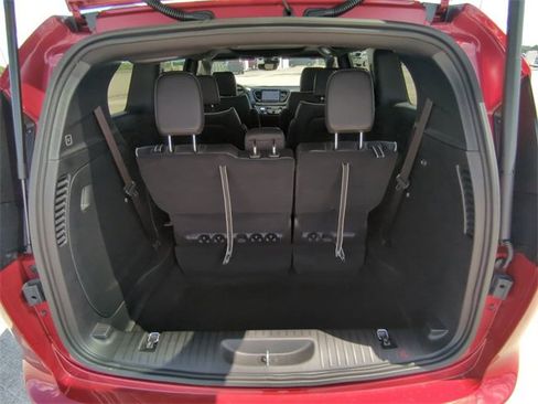 New 2026 Chrysler Pacifica Limited w/ S Appearance Package image 14