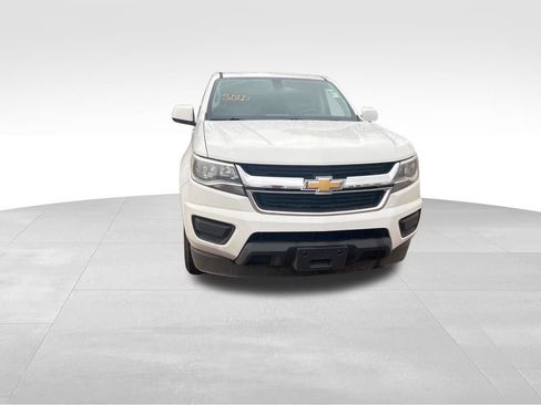 Used 2020 Chevrolet Colorado W/T w/ WT Convenience Package image 6