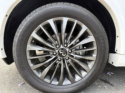 Certified 2024 INFINITI QX80 Sensory image 8