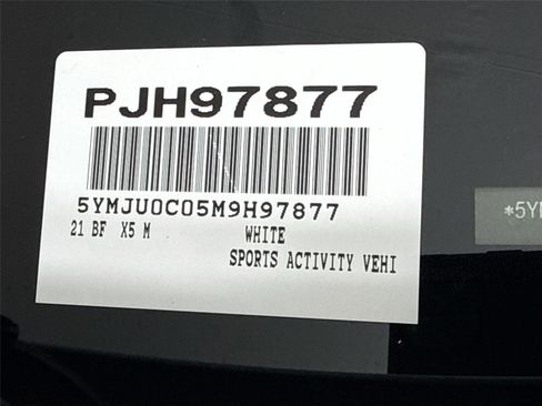 Used 2021 BMW X5 M w/ Competition Package AWD/4WD image 15