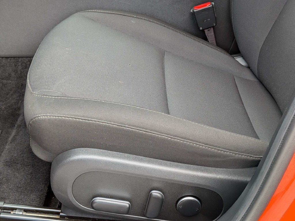 Used 2025 Hyundai Kona SEL FWD image 26