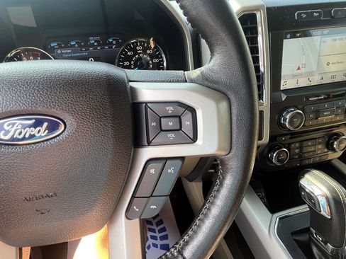 Used 2017 Ford F150 Lariat w/ Equipment Group 501A Mid image 12