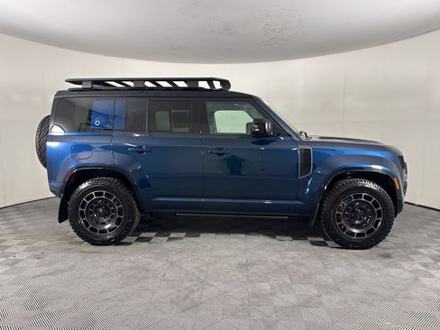 New 2026 Land Rover Defender 110 OCTA AWD/4WD image 8
