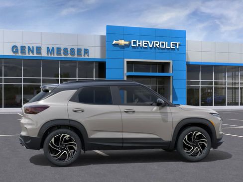 Used 2026 Chevrolet TrailBlazer RS FWD image 5