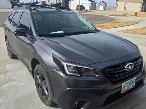 Used 2020 Subaru Outback Onyx Edition XT image 2