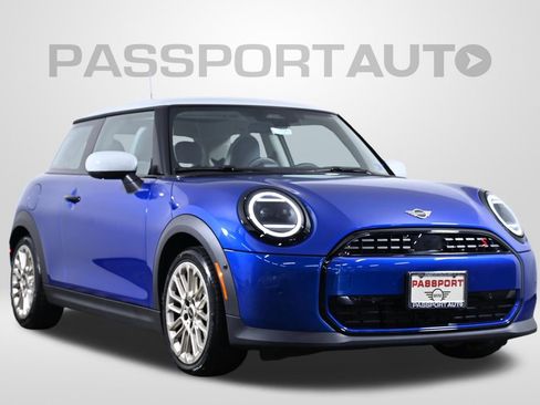Certified 2025 MINI Cooper S image 3