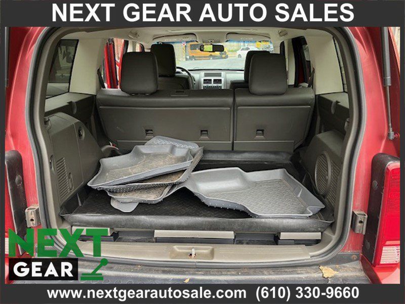 Used 2007 Dodge Nitro SLT AWD/4WD image 7