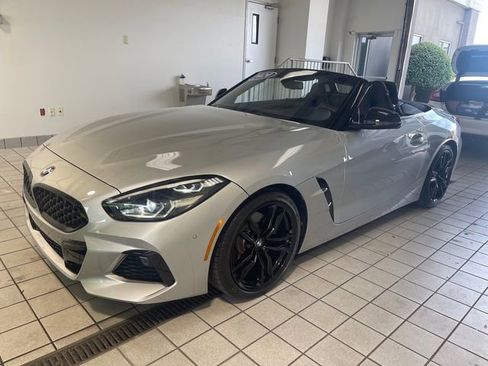 Used 2020 BMW Z4 sDrive30i w/ Premium Package RWD image 4