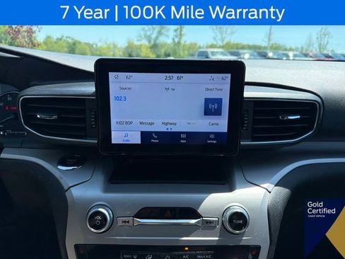 Used 2023 Ford Explorer XLT w/ Equipment Group 202A AWD/4WD image 31