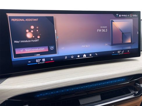 Used 2025 BMW 330i Sedan image 62