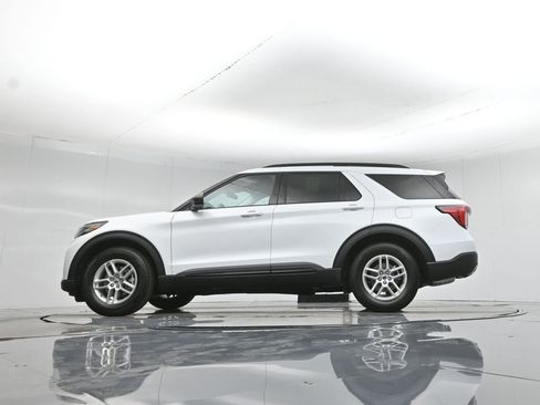 New 2026 Ford Explorer Active image 47