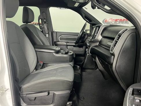 Used 2024 RAM 2500 Big Horn image 30