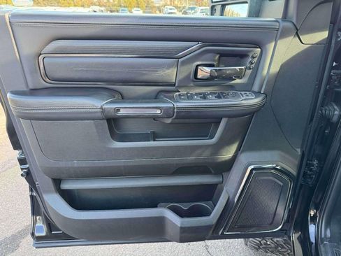 Used 2024 RAM 2500 Limited image 15