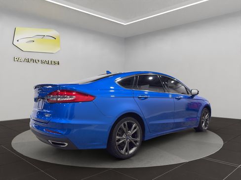 Used 2020 Ford Fusion Titanium image 7