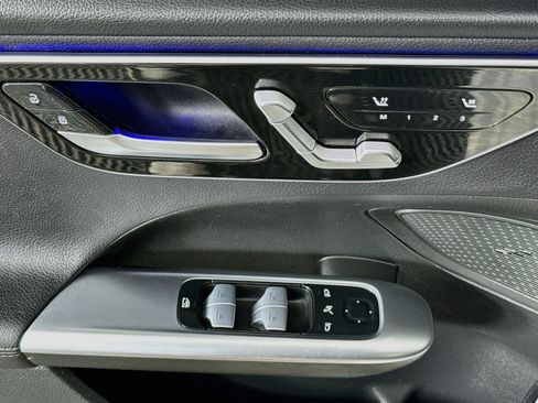 Used 2024 Mercedes-Benz C 300 Sedan image 21