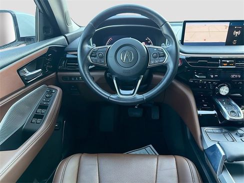 Used 2022 Acura MDX FWD w/ Technology Package image 17