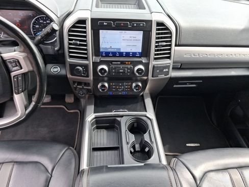 Used 2021 Ford F250 Platinum AWD/4WD image 11