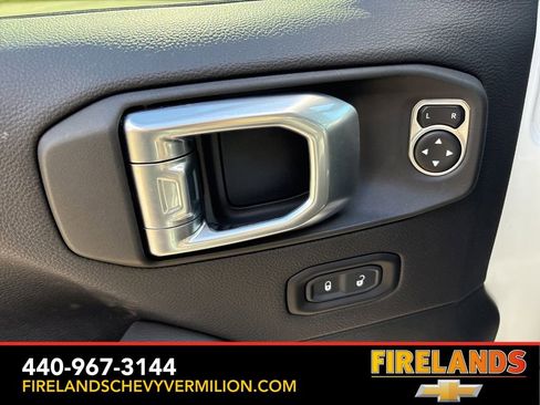 Used 2021 Jeep Gladiator Mojave image 14