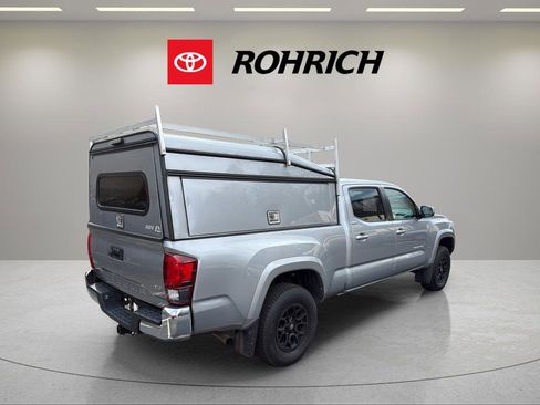 Used 2020 Toyota Tacoma SR5 image 6