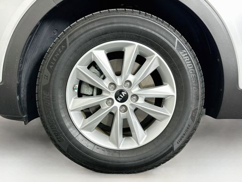 Used 2019 Kia Sorento AWD w/ LX Convenience Package image 11