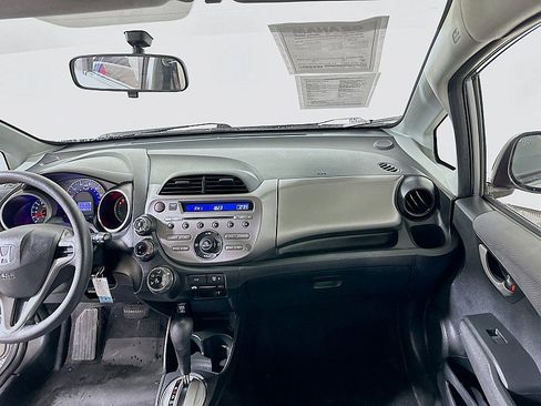 Used 2010 Honda Fit 5d Hatchback Base Auto image 21
