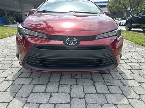 Used 2024 Toyota Corolla LE FWD image 19