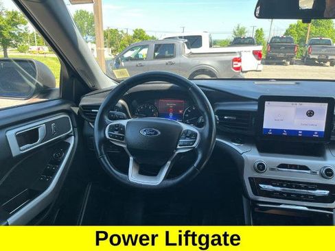 Certified 2022 Ford Explorer XLT AWD/4WD image 10