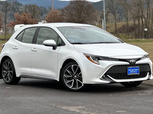 Used 2022 Toyota Corolla XSE image 1