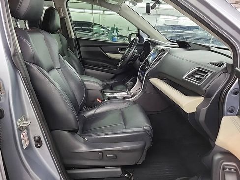 Used 2019 Subaru Ascent Limited w/ Popular Package #4 AWD/4WD image 9