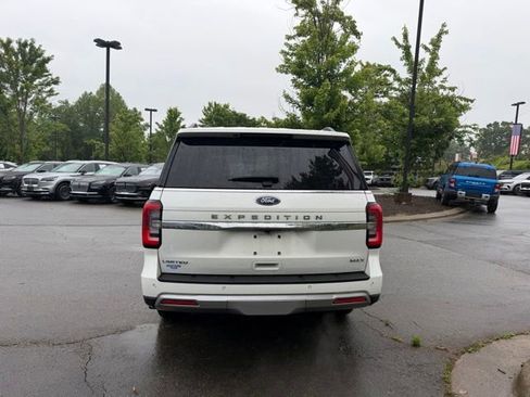 Used 2024 Ford Expedition Max Limited AWD/4WD image 4