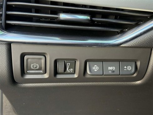 Certified 2022 Cadillac XT4 Premium Luxury w/ Technology Package image 30