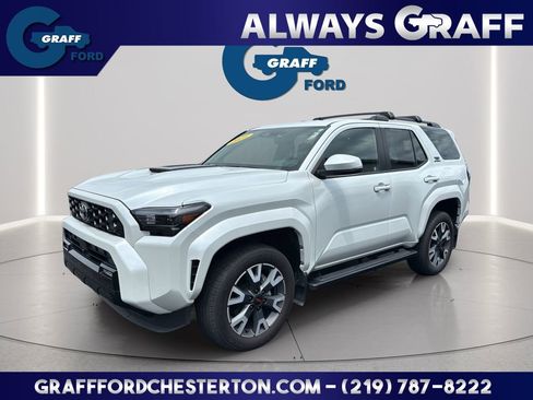Used 2025 Toyota 4Runner TRD Sport AWD/4WD image 1