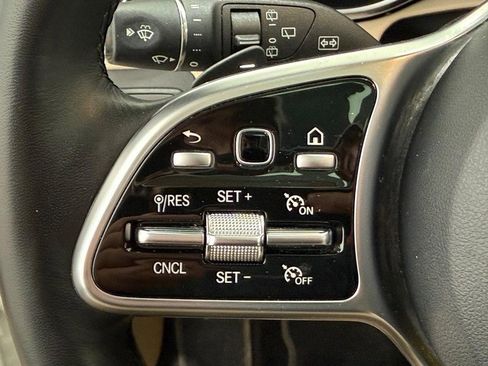 Certified 2022 Mercedes-Benz GLC 300 4MATIC w/ Multimedia Package Lite image 14