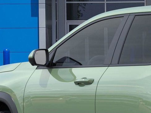 New 2026 Chevrolet Equinox LT w/ Convenience Package II image 13