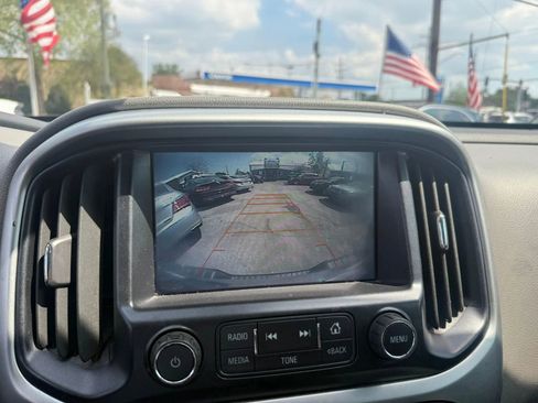 Used 2016 Chevrolet Colorado LT w/ LT Convenience Package image 12