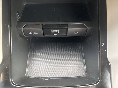 Used 2020 Kia Telluride S image 22