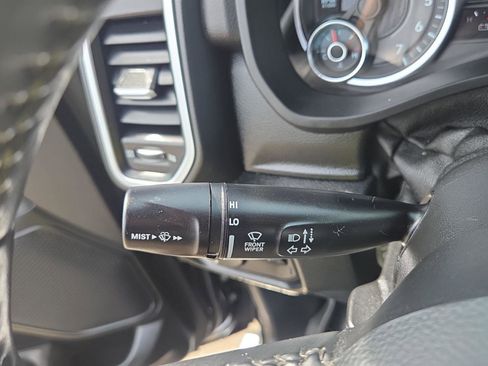 Used 2021 RAM 1500 Big Horn AWD/4WD image 29