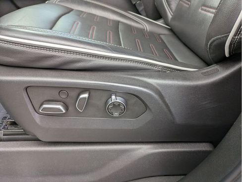 Used 2024 GMC Sierra 1500 AT4X AWD/4WD image 17