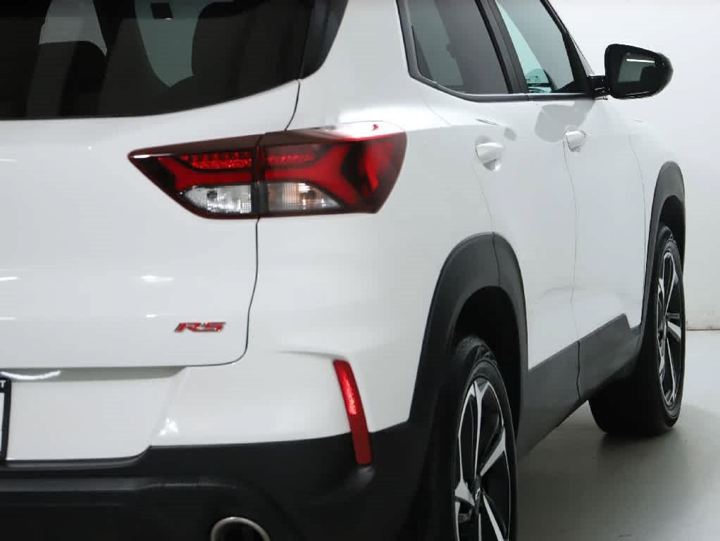Used 2023 Chevrolet TrailBlazer RS w/ Sun and Liftgate Package AWD/4WD image 45