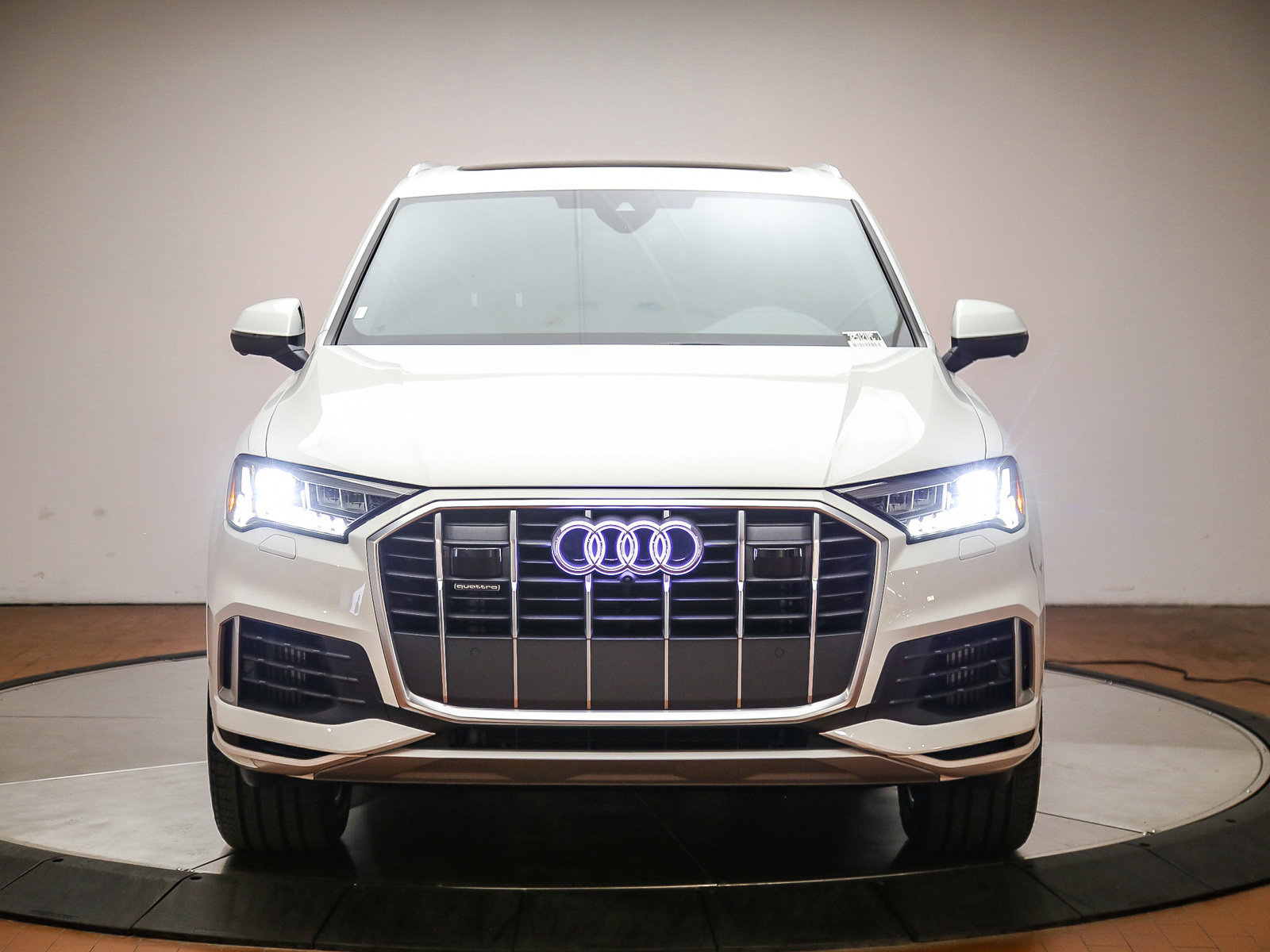 Certified 2023 Audi Q7 3.0T Premium w/ Convenience Package AWD/4WD image 2