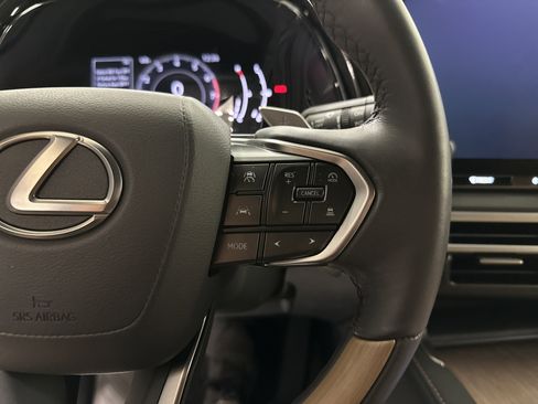 Used 2024 Lexus RX 350 Premium w/ Accessory Package (Z1) image 20